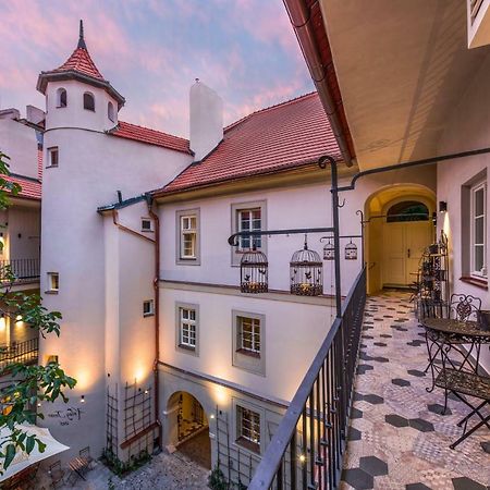 Mooo By The Castle Aparthotel Prague Exterior photo