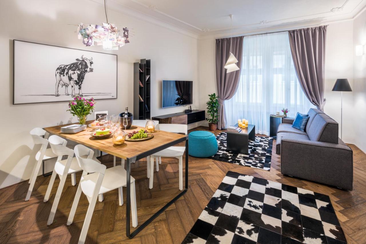 Mooo By The Castle Aparthotel Prague Exterior photo