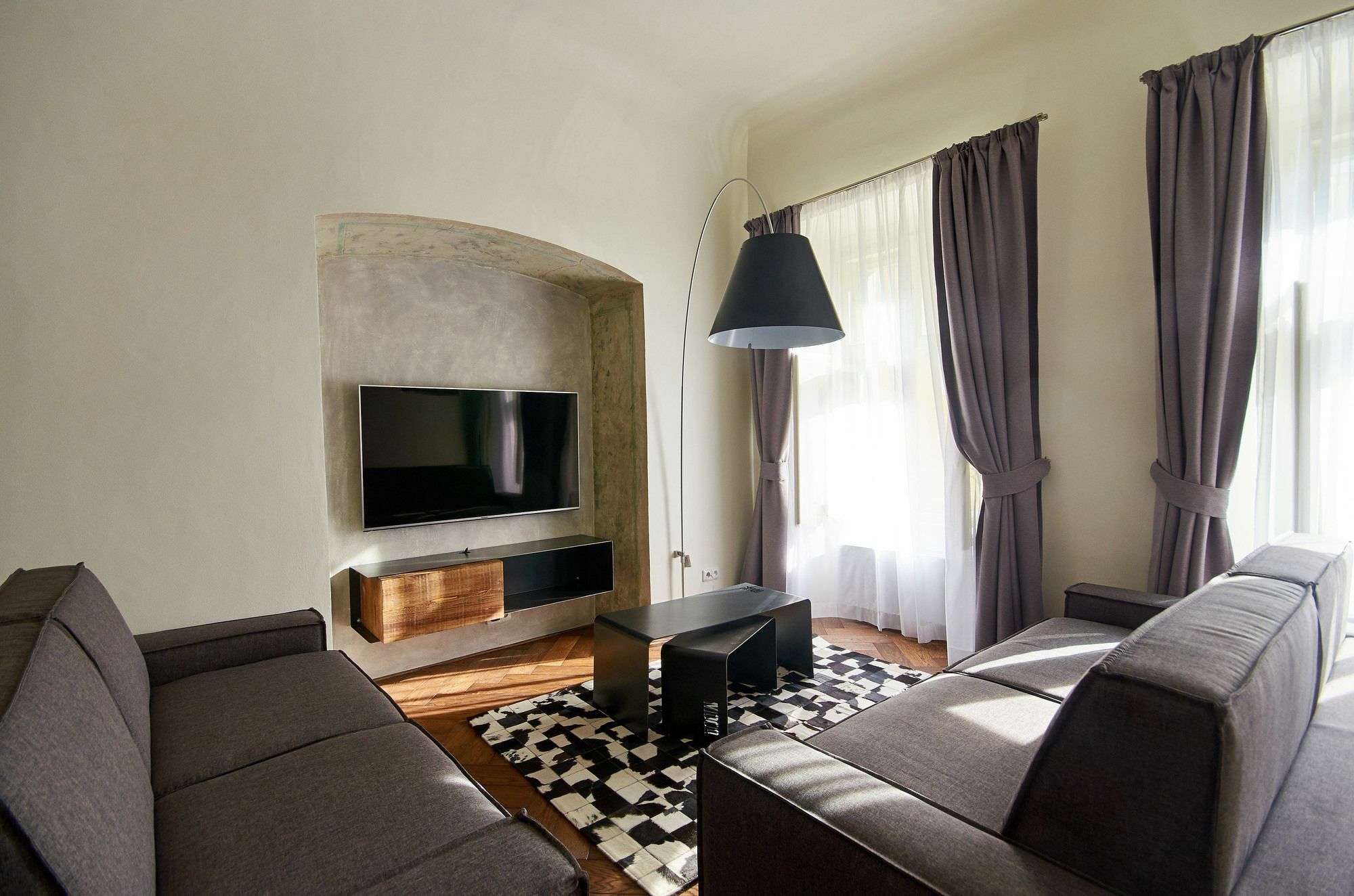 Mooo By The Castle Aparthotel Prague Exterior photo