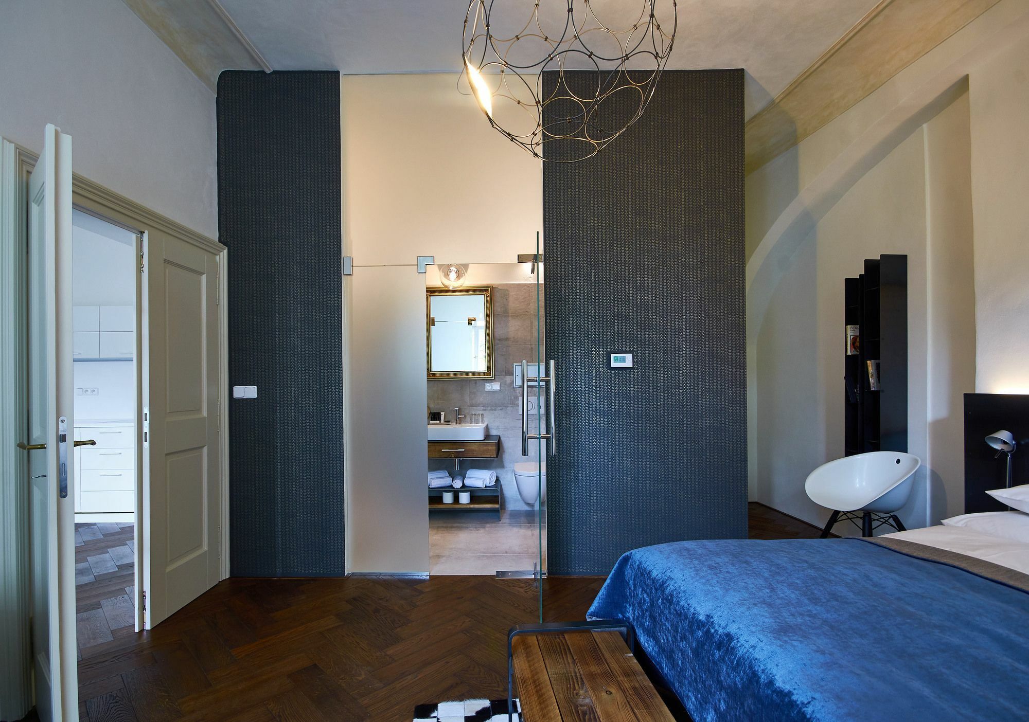 Mooo By The Castle Aparthotel Prague Exterior photo